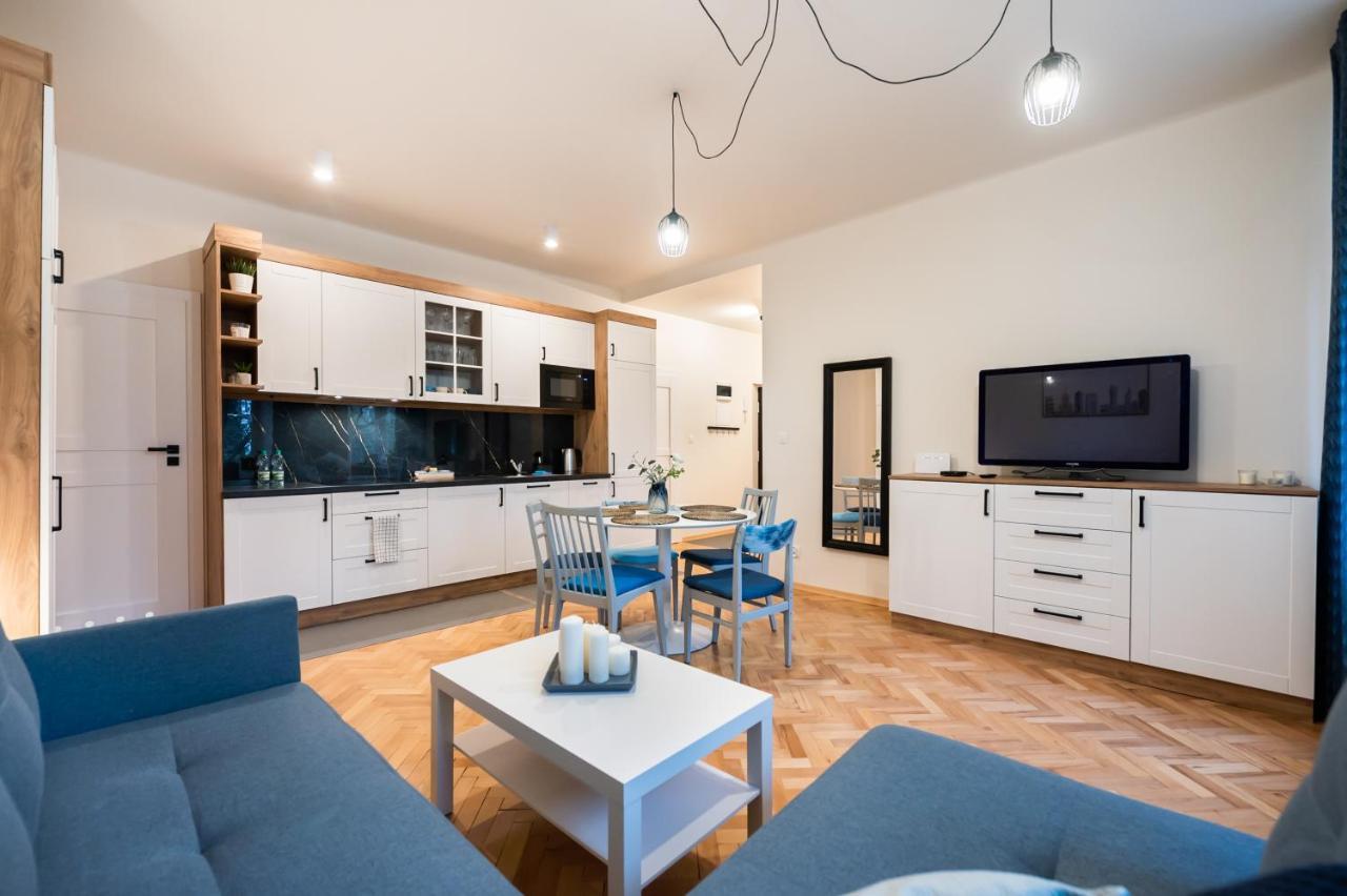 Old Town Eclectic Apartment For 6 People Warsaw Exterior photo